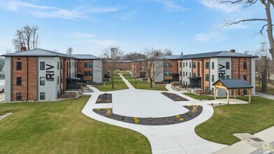Building Photo - 1823 Griswold Dr