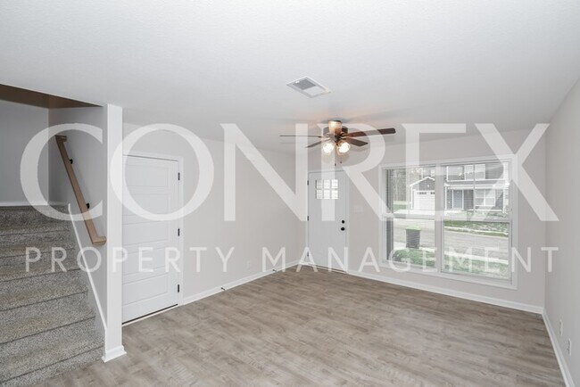 Foto del edificio - Stunning 3 Bedroom Home in Clarksville, TN!
