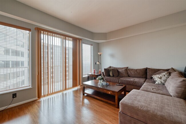 Foto del edificio - 3505 Sage Rd