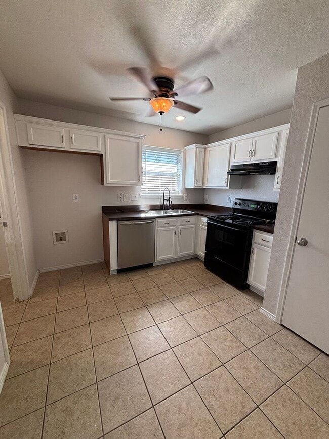 Foto del edificio - 532 Jeffdale Dr