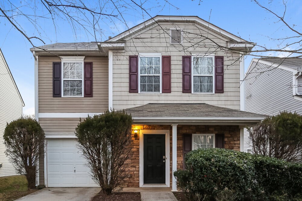 Foto principal - 3625 Charterhall Ln
