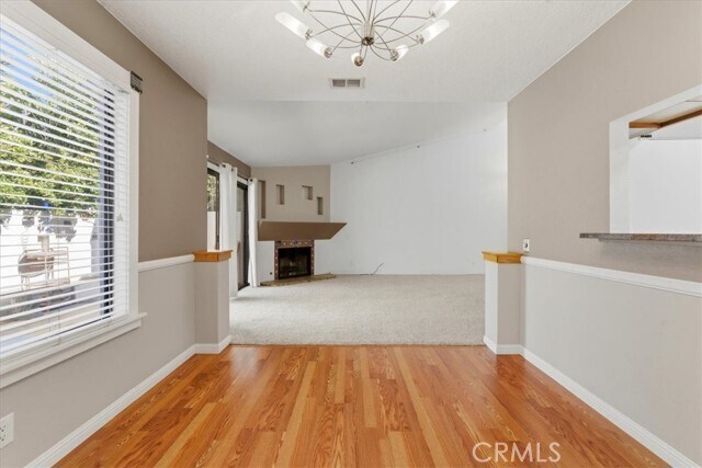 Foto del edificio - 539 Wayland Ct