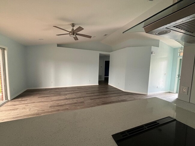 Foto del edificio - 1229 Northview Dr