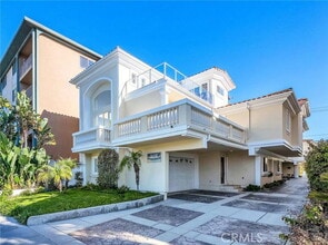 Building Photo - 1206 S Catalina Ave