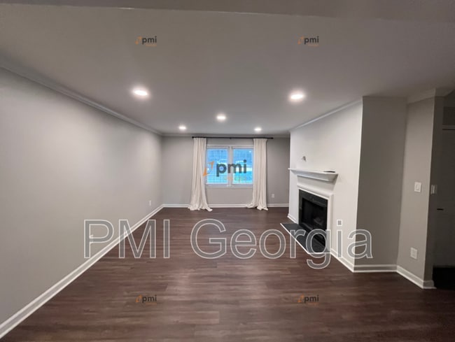 Foto del edificio - 162 Elysian Way NW