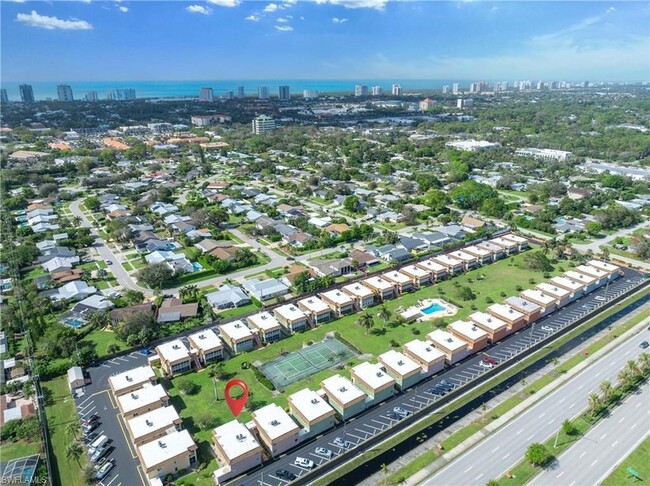 Foto del edificio - 1400 Pompei Ln