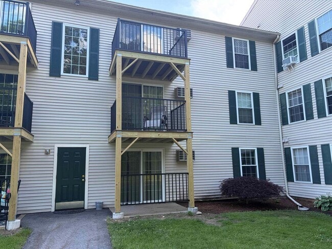 Building Photo - 1711 White Cedar Blvd