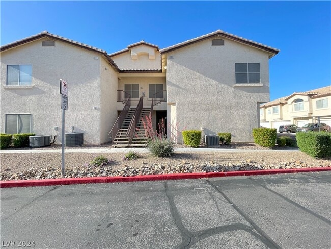 Building Photo - 4901 Black Bear Rd