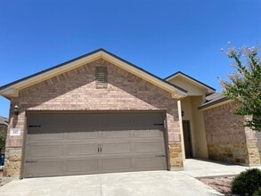 Building Photo - 117 Stacy Ln