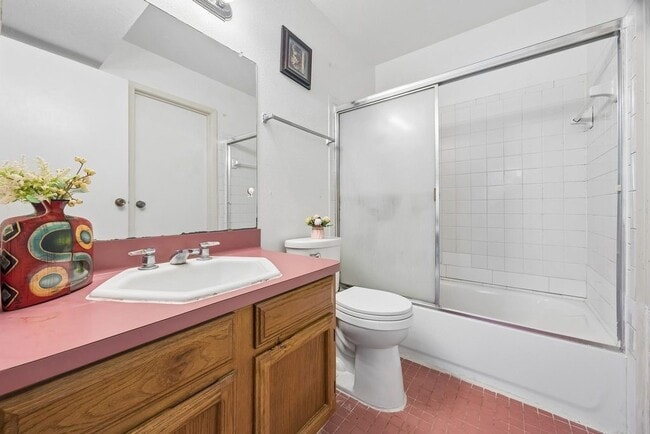 Building Photo - 6602 Harbor Town Dr