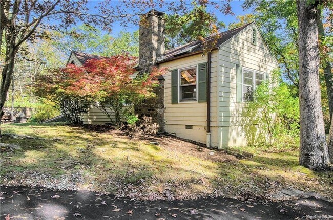Building Photo - 130 Elmwood Rd