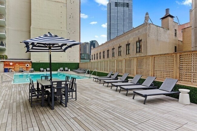 Building Photo - 151 Tremont St