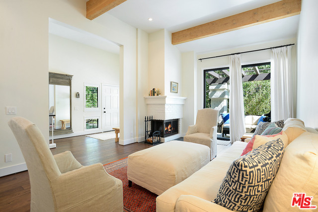 Building Photo - 17258 Palisades Cir
