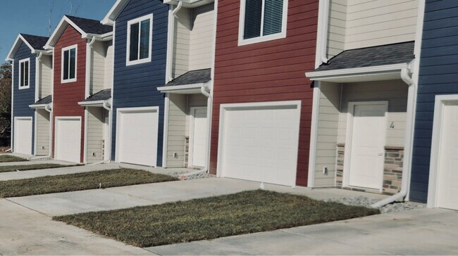 Foto del edificio - 301 Crest Dr