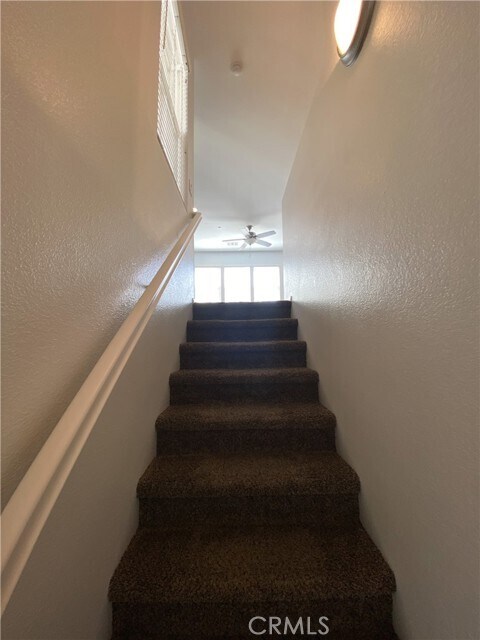 Building Photo - 15651 Vista Way