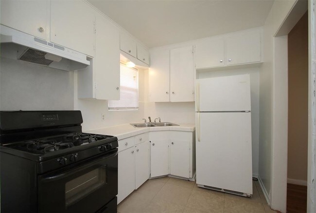 Foto del edificio - 8819 Timberside Dr