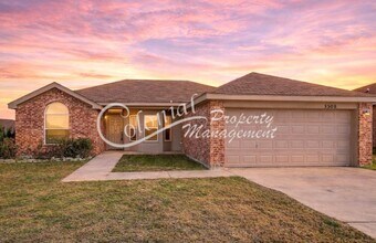 Building Photo - 3508 John Haedge Dr