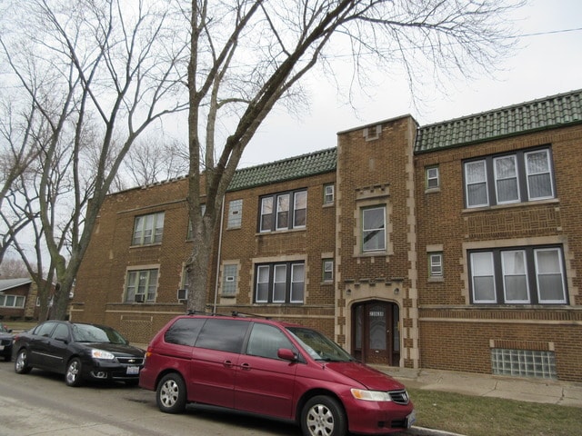 Primary Photo - 2306 E 80th St