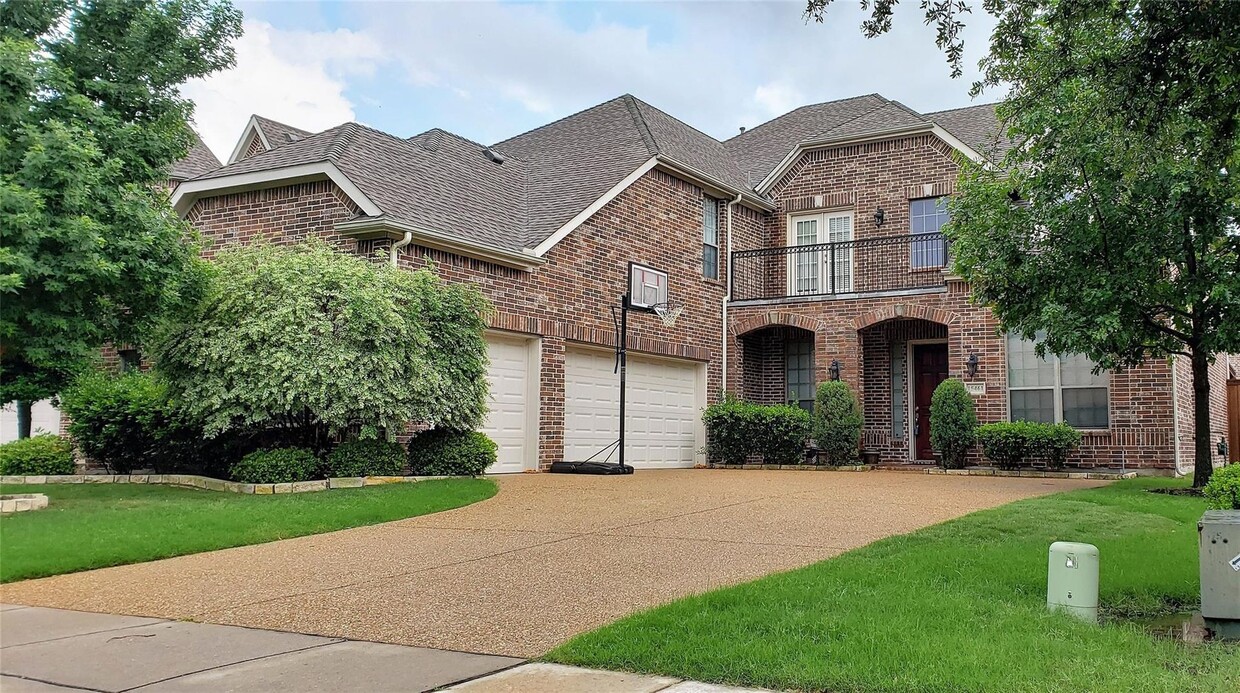 Foto principal - "Charming 4-Bedroom Home in Prime Frisco L...