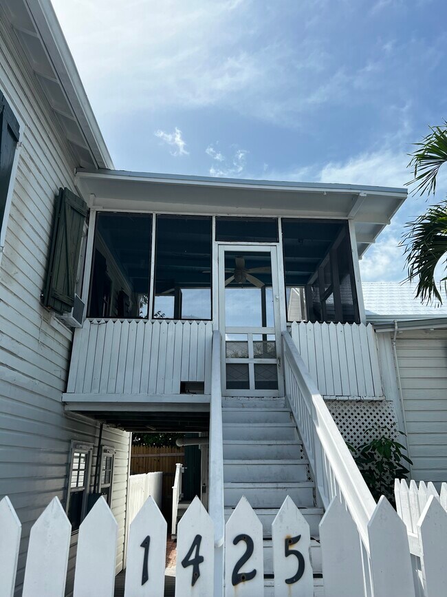 1425 Catherine St Unit UP, Key West, FL 33040 Apartments in Key West