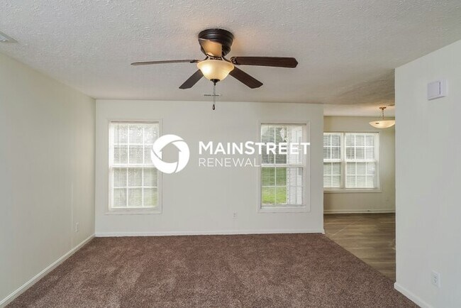 Building Photo - 3 Bedroom Pet-Friendly Home in LOUISVILLE,...