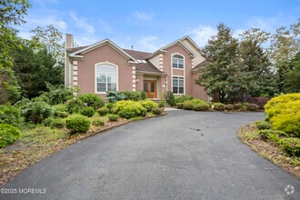 Building Photo - 186 Riverwood Dr
