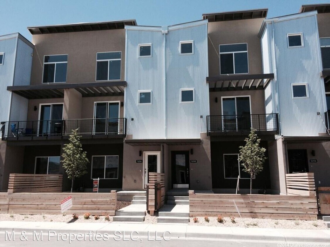 Foto principal - 3 br, 3.5 bath House - 5104 W Laureston Way