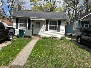 Building Photo - 1706 Massachusetts Ave