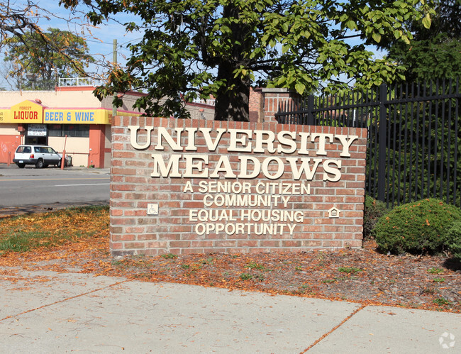 Building Photo - University Meadows