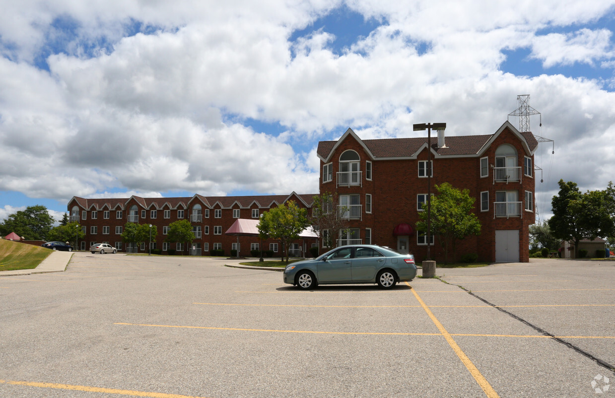 Building Photo - Lutheridge