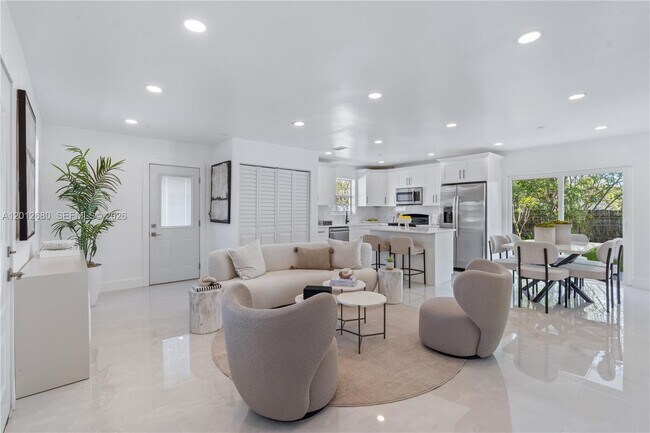 Foto del edificio - 1360 SW 6th Terrace