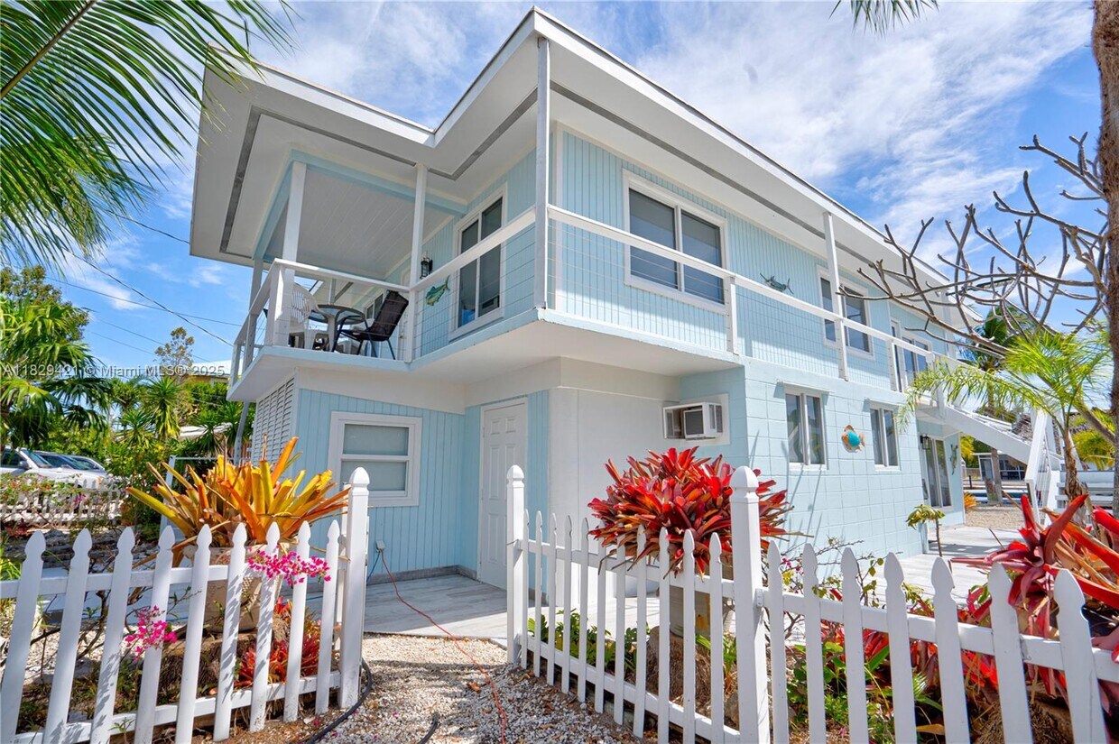 Foto principal - 162 Azalea St