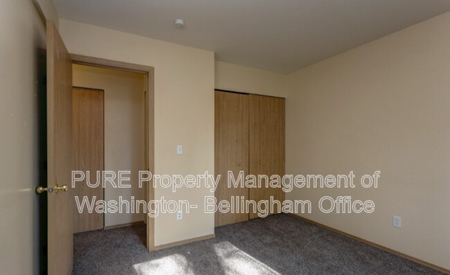 Building Photo - 2130 Harris Ave