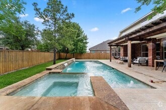 Building Photo - 82 W Arbor Camp Cir