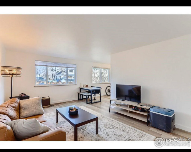 Building Photo - 2250 Grove Cir E