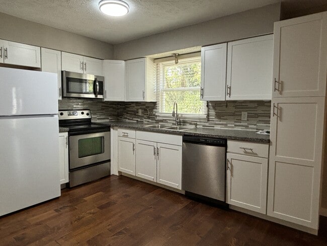 Foto del edificio - 8326 Christiana Ln