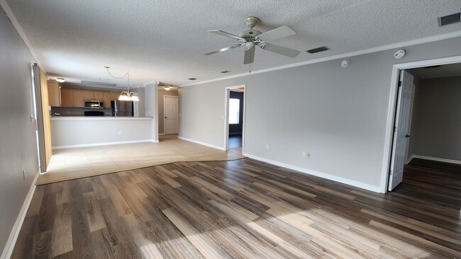 Building Photo - 2095 Burroughs Rd
