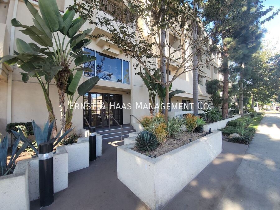 Photo - 535 Magnolia Ave.-#114
