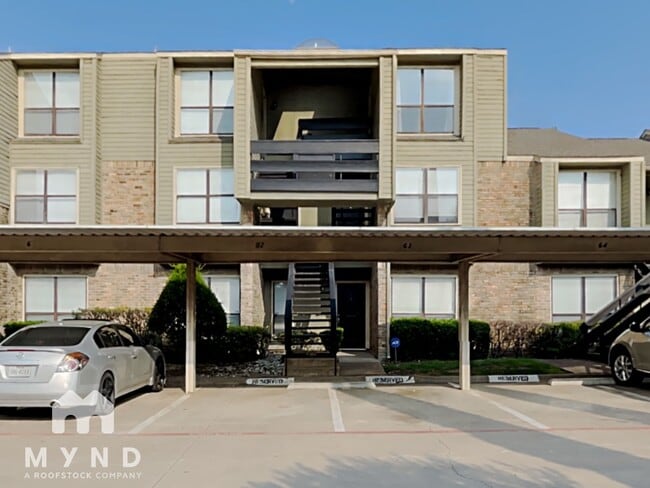 Building Photo - 5840 Spring Valley Rd