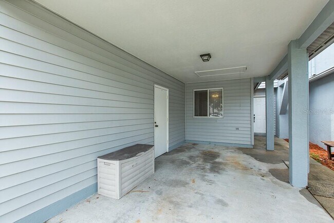 Building Photo - 9422 Tara Cay Ct