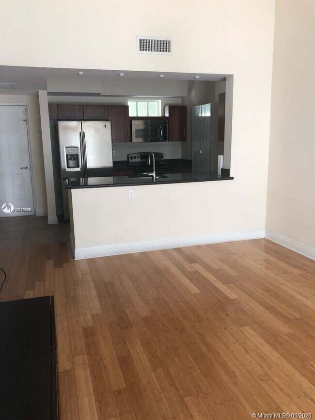 Foto del edificio - 7270 SW 89th St