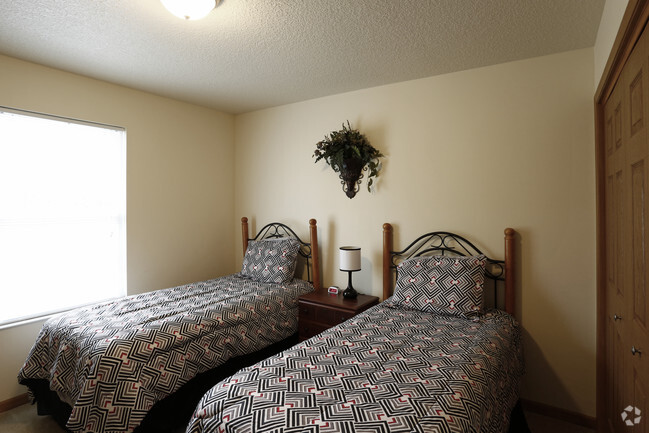 Three Bedroom - Bedroom - Briar Ridge Apartments