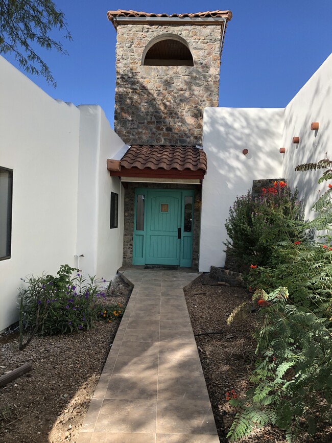 Building Photo - 35030 N 51st St