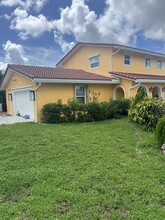 Building Photo - 4000 NW 9th Ct