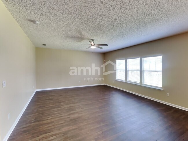 Building Photo - 14080 Bradley Cove Rd