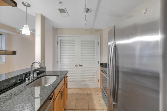 Foto del edificio - 1106 Columbia Rd NW