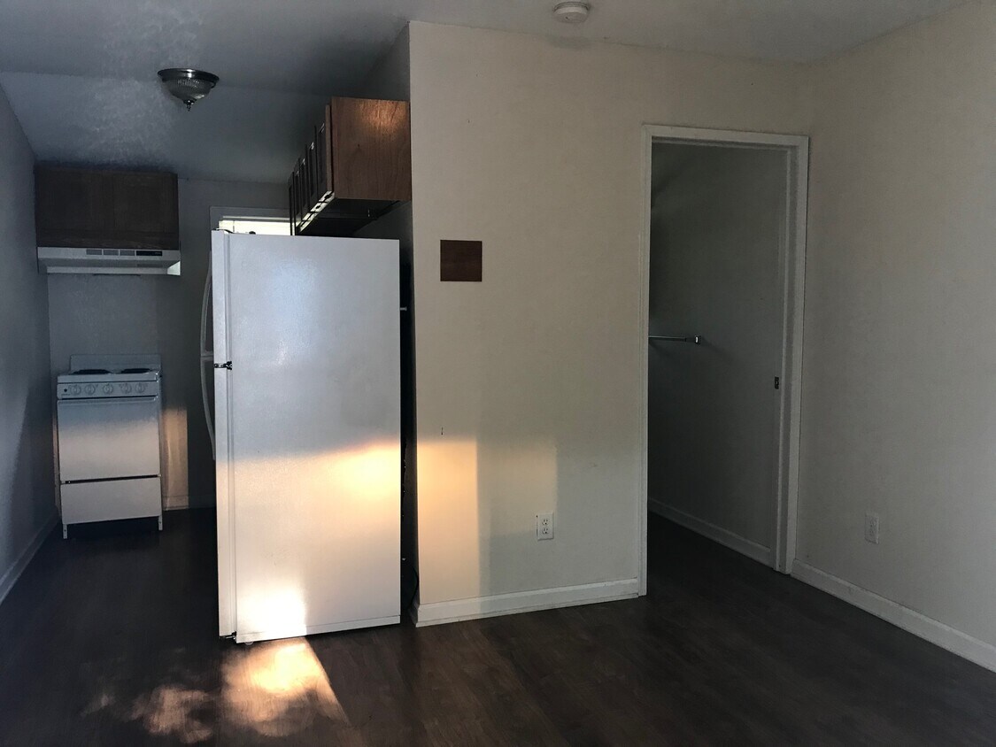 Foto principal - 5677 E Avon Lima Rd
