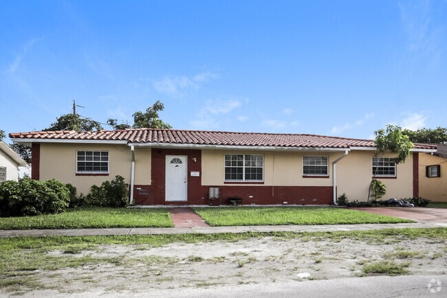 Building Photo - 1840 NW 121st St