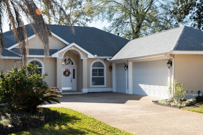 Foto del edificio - 1746 Wren Way