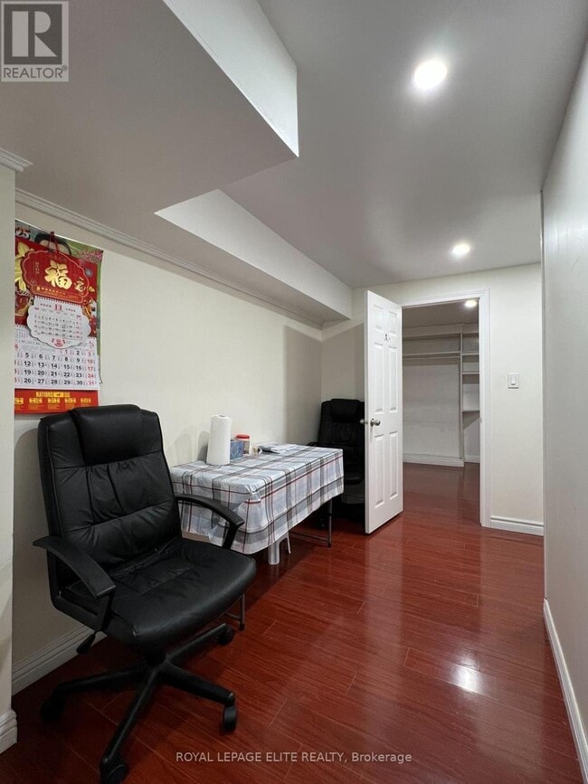 Building Photo - 3281 Martins Pine Crescent